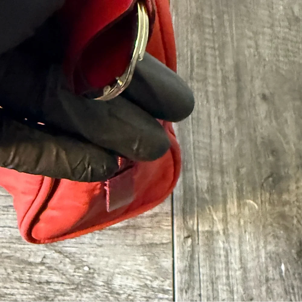 🔥PRADA VINTAGE TESSUTO  RED/ CORAL COLOR NYLON SHOULDER BAG 🔥 - Picture 7 of 16